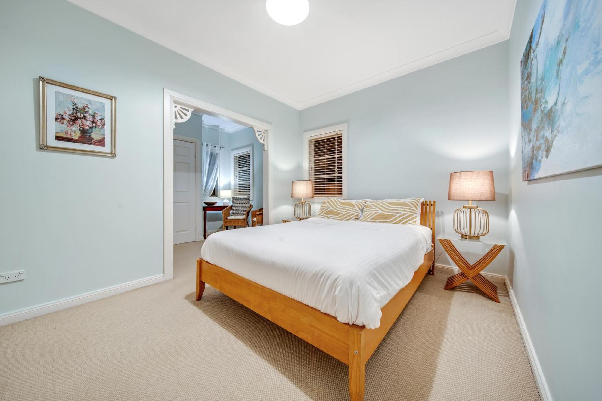 Whispering Pines Cottages Wentworth Falls Room photo