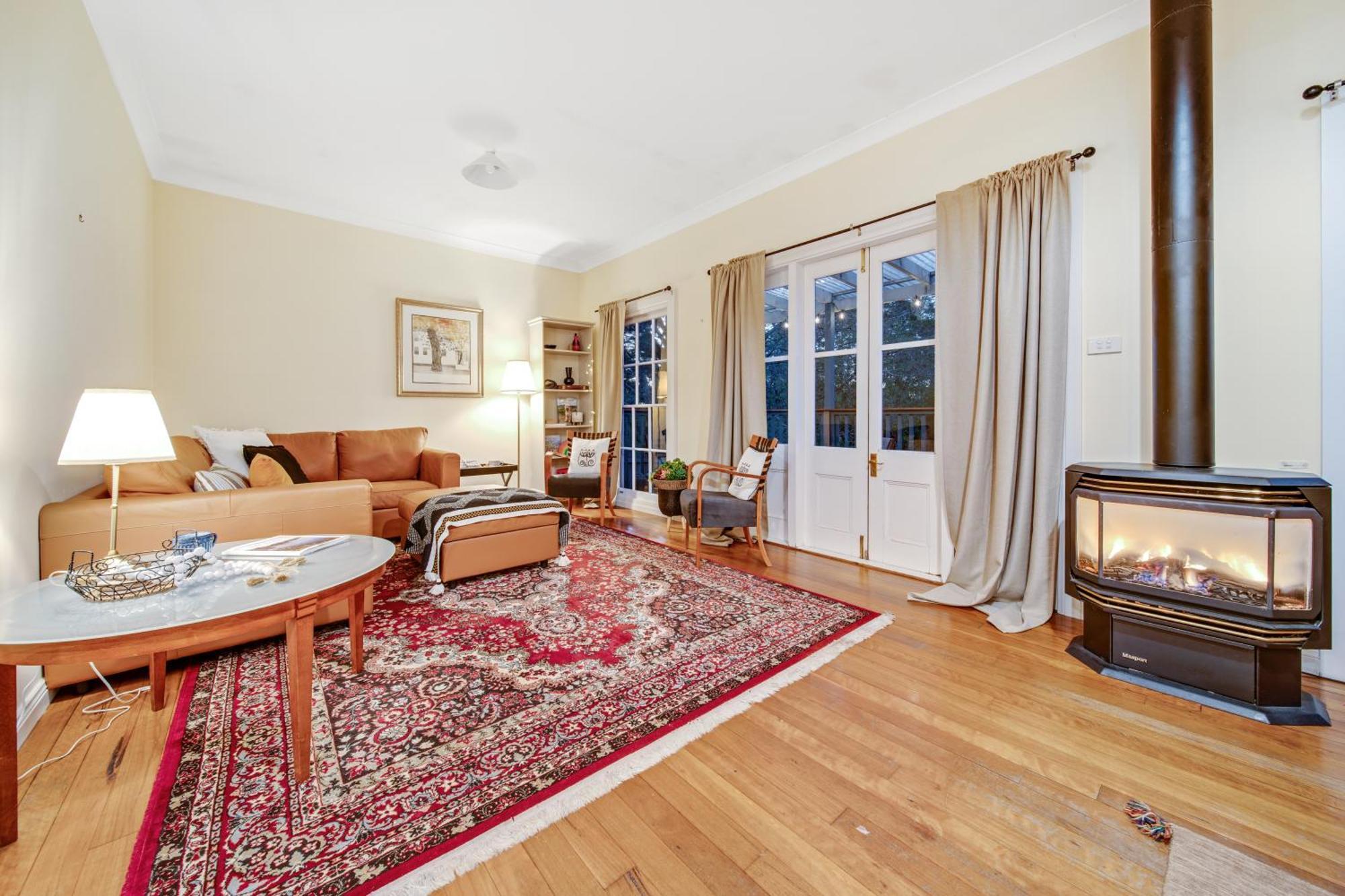 Whispering Pines Cottages Wentworth Falls Room photo